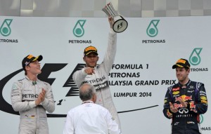 AUTO-PRIX-MAS-F1-PODIUM