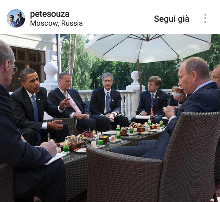 Obama incontra Putin nella sua residenza fuori Mosca.