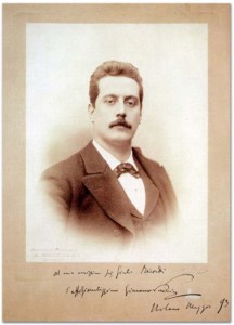 Puccini ai tempi di Manon in una fotografia con dedica a Giulio - Datata maggio 1893.
